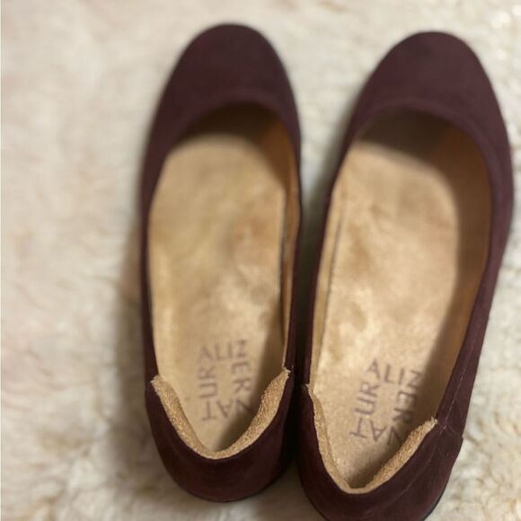 Naturalizer Purple/Maroon Suede Flats - Picture 8 of 9